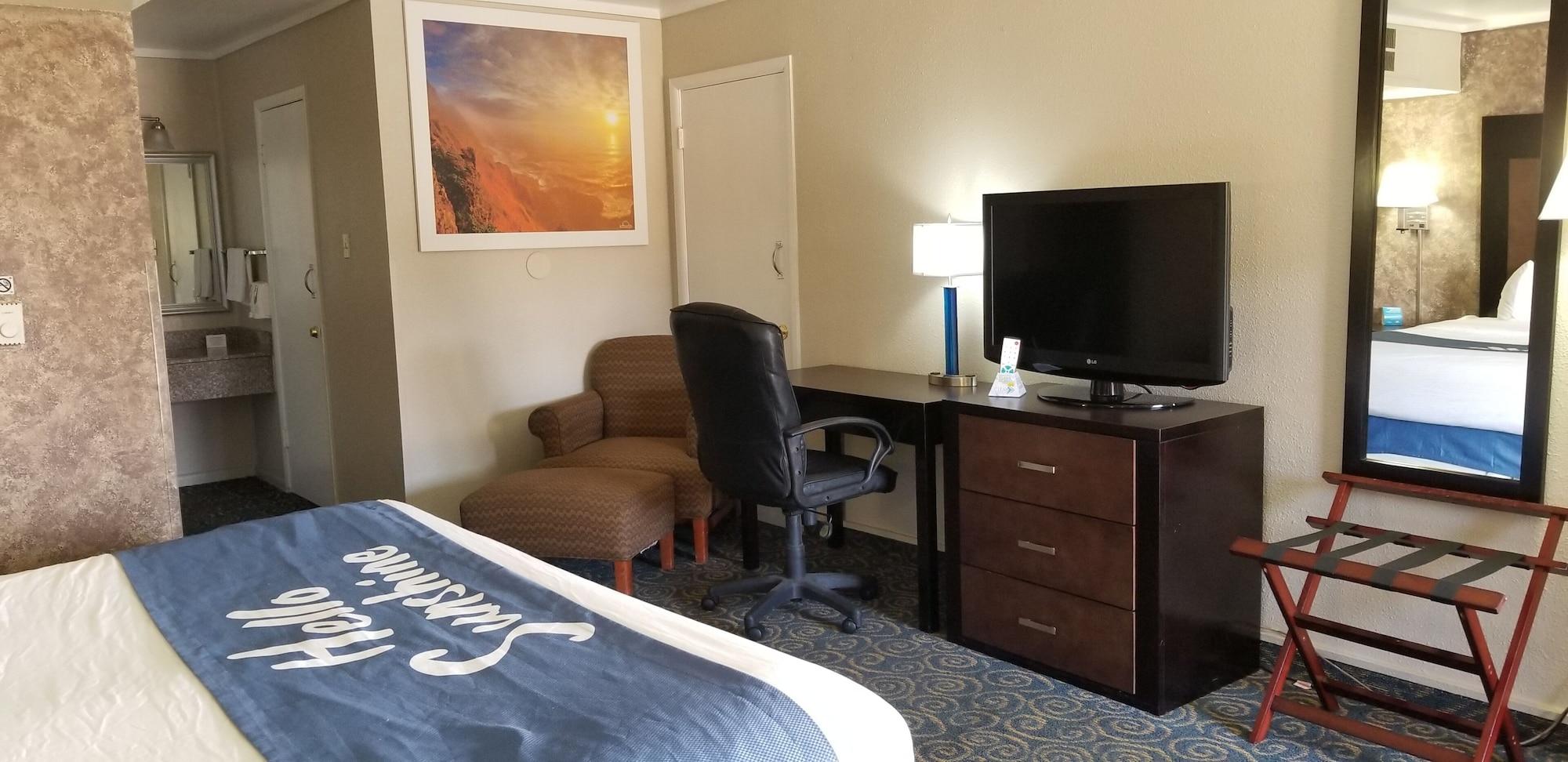 Days Inn & Suites By Wyndham Trinidad Εξωτερικό φωτογραφία