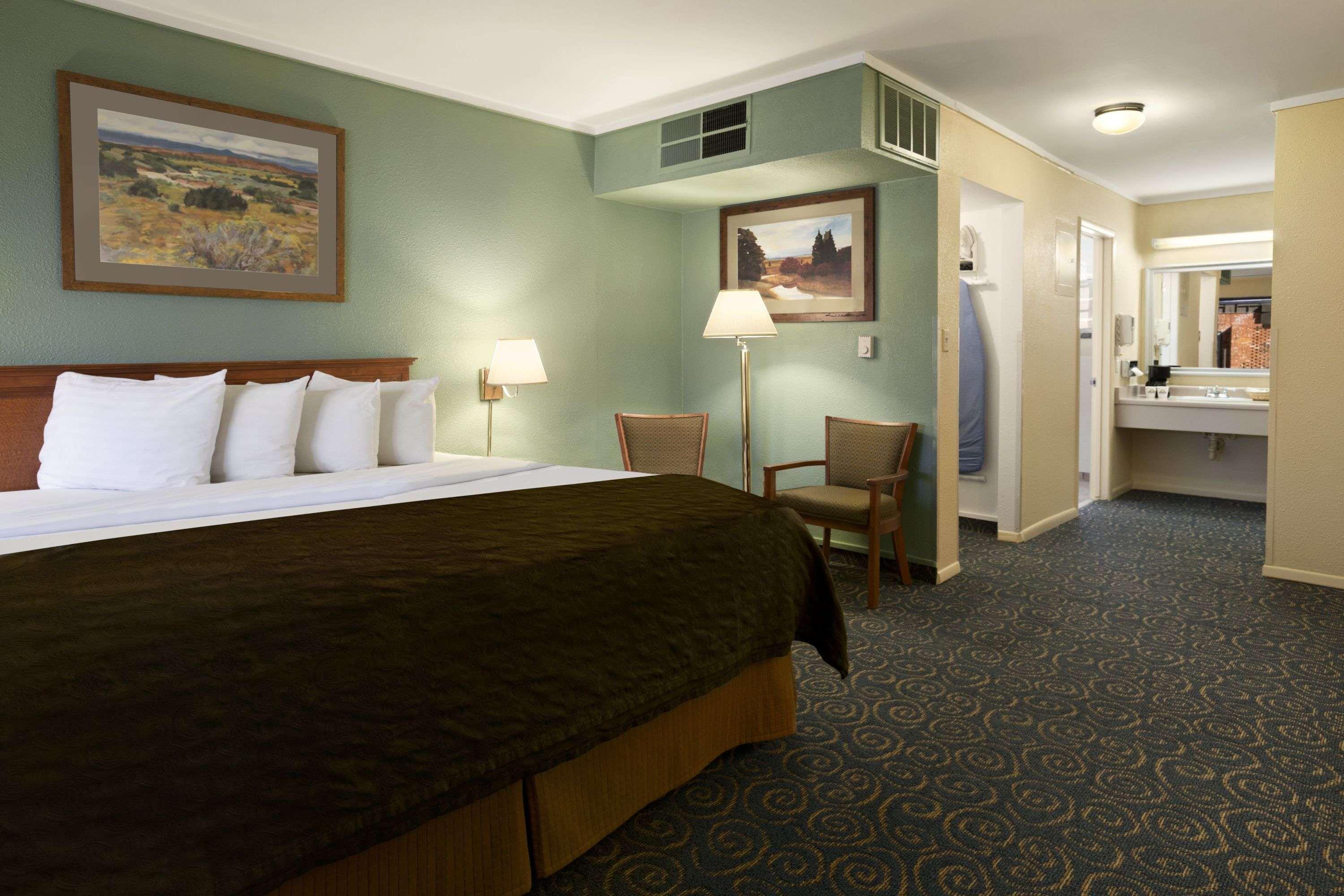 Days Inn & Suites By Wyndham Trinidad Εξωτερικό φωτογραφία